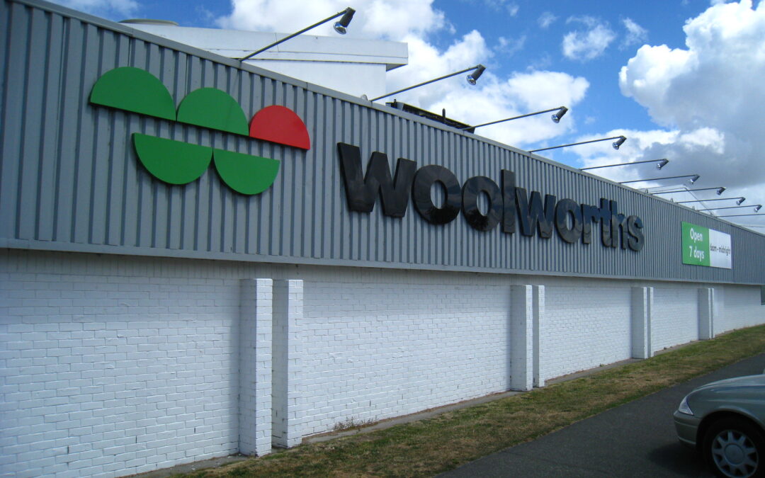 Woolworths 超市首次與另一家零售商達成批發交易